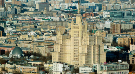Продукты в Москве за август подешевели на 1,1%, подсчитал Мосгорстат